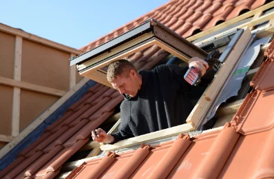 Pose de fenêtres de toit Velux à Monget